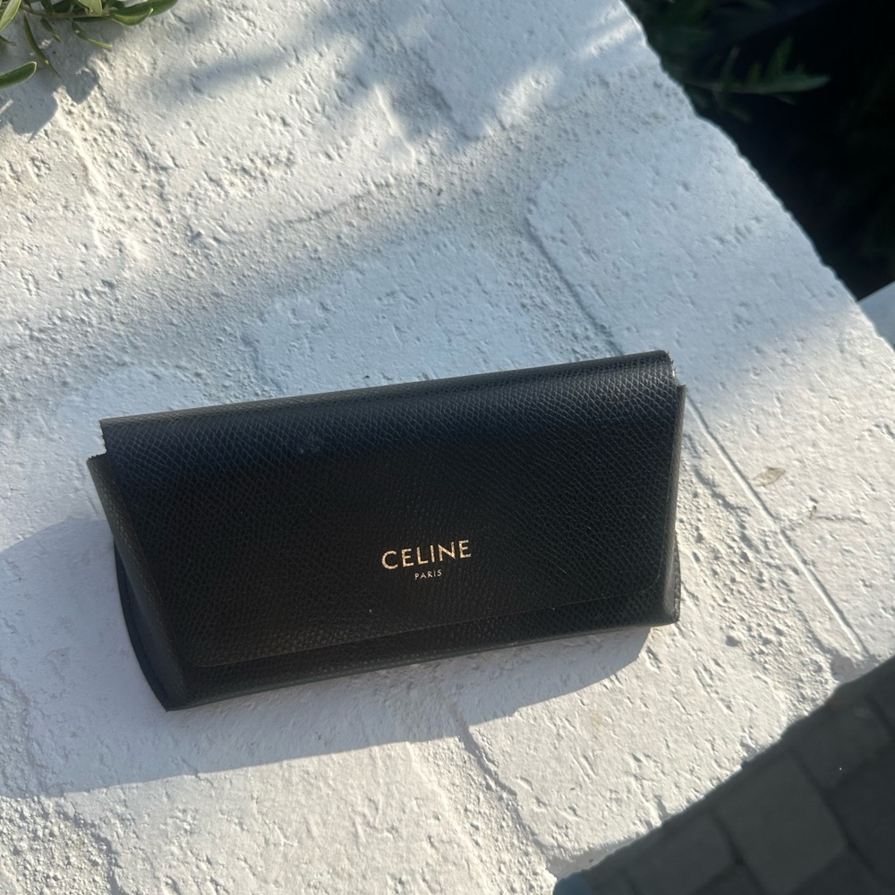 Celine Triomphe Oval Sunglasses in black acetate - Picture 4 of 6